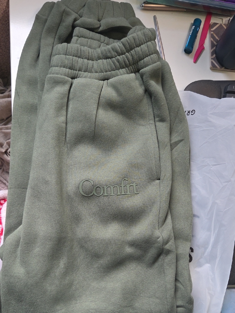 Comfrt Olive Green Sweatpants